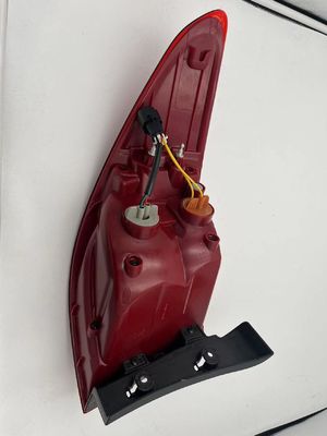 Goud enkel oogje autoverlichtingssysteem voor 2013-2016 SANTAEF staartlamp 92401-B8100