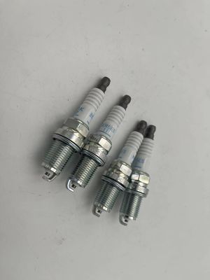 De Ooglet en Wasser Standard Spark Plug OEM 18814-11051 voor op maat gemaakte behoeften